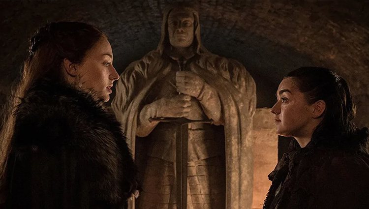 Arya y Sansa, cara a cara en las criptas de Invernalia