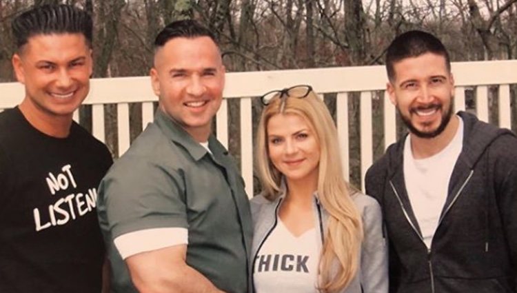 Mike 'The Situation' con su esposa y dos amigos en prisión / Foto: Instagram