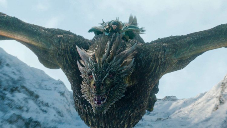 Jon Nieve a lomos de un dragón en la octava temporada