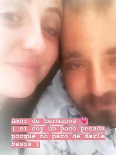 Rocío y David Flores Carrasco muy cariñosos | Foto: Instagram