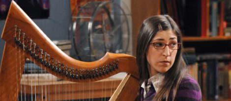 Mayim Bialik interpretando a Amy en 'The Big Bang Theory'