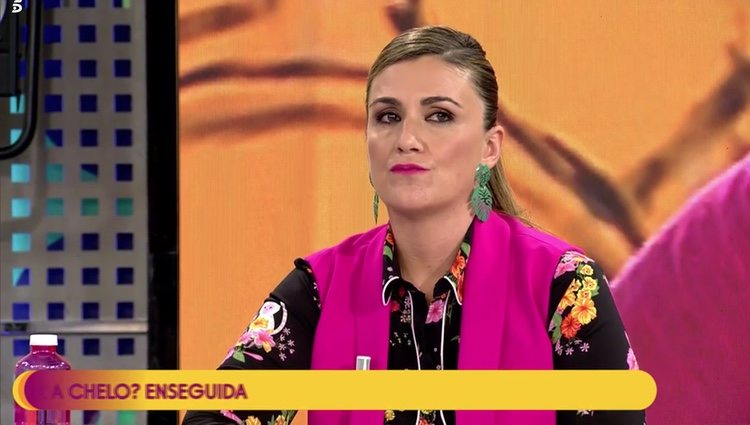 Carlota Corredera intermediando entre las colaboradoras en 'Sálvame' Foto: Telecinco