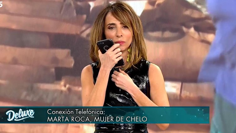 Marta Roca llamando en directo a 'Sábado deluxe' | Foto: Telecinco