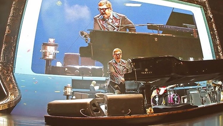 Elton John derrocha pasión en su concierto en Madrid | Foto: LiveNation @oscarlafoxfoto
