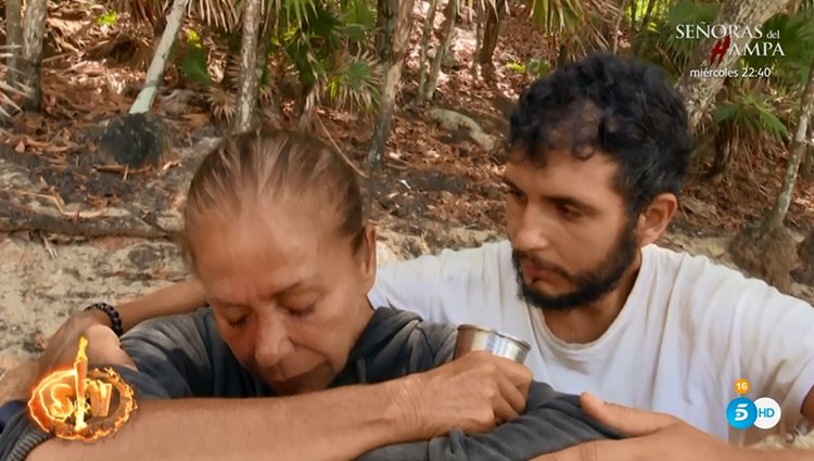 Omar consola a una desolada Isabel | Foto: Telecinco