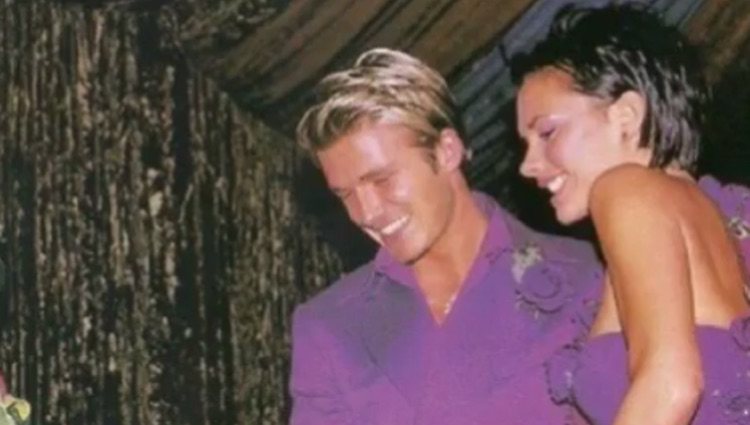 David y victoria Beckham en su boda hace 20 años/ Foto: Instagram