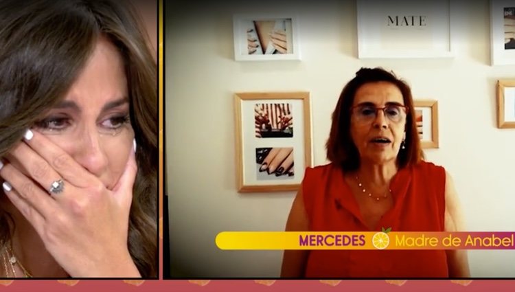 Anabel Pantoja se emociona con la felicitación de su madre / Foto: Telecinco.es