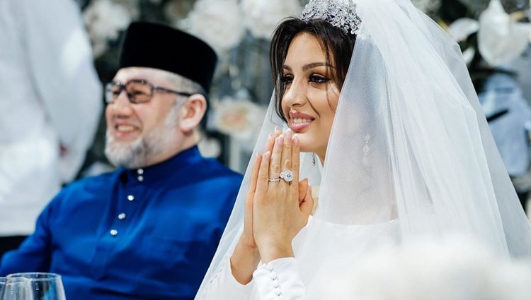 La pareja se casó en Moscú en privado | Instagram @rihanapetra