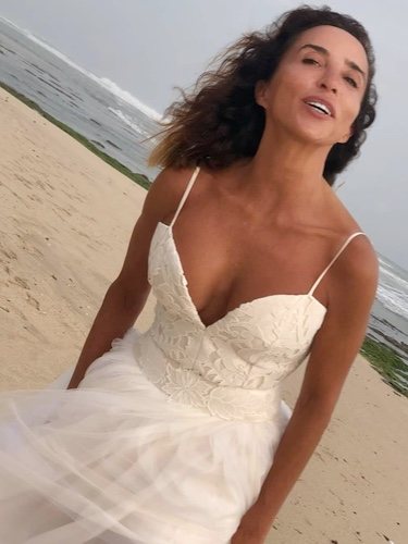 El vestido de novia de María Patiño / Instagram Ion Fiz