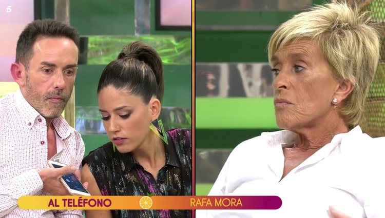 Nuria Martín habla con Rafa Mora sobre la demanda que Chelo García Cortés ha reactivado contra el colabolador Foto: Telecinco
