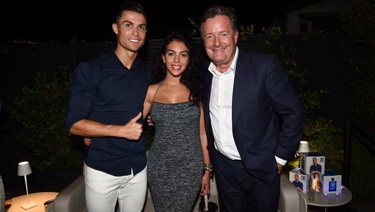 Cristiano Ronaldo con Georgina Rodríguez y Piers Morgan/ Foto: Instagram