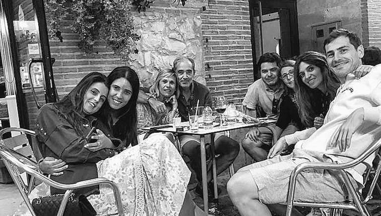 Iker Casillas y Sara Carbonero con sus amigos en Oporto/ Foto: Instagram