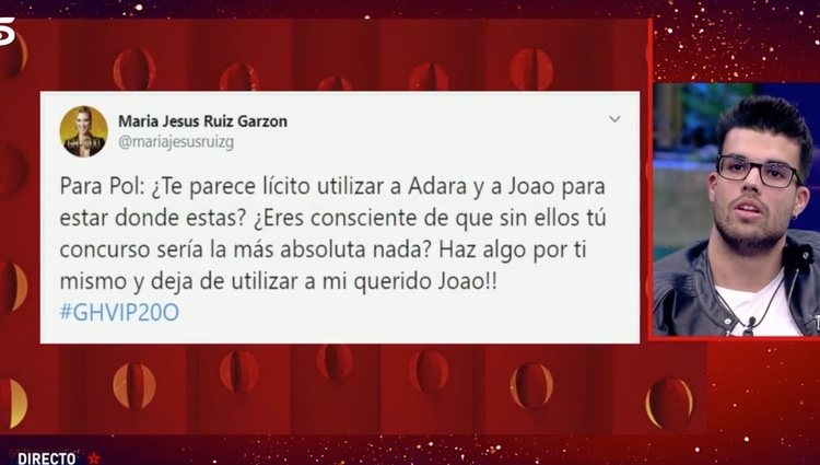 Pol Badía lee el tuit de María Jesús Ruiz | Foto: telecinco.es