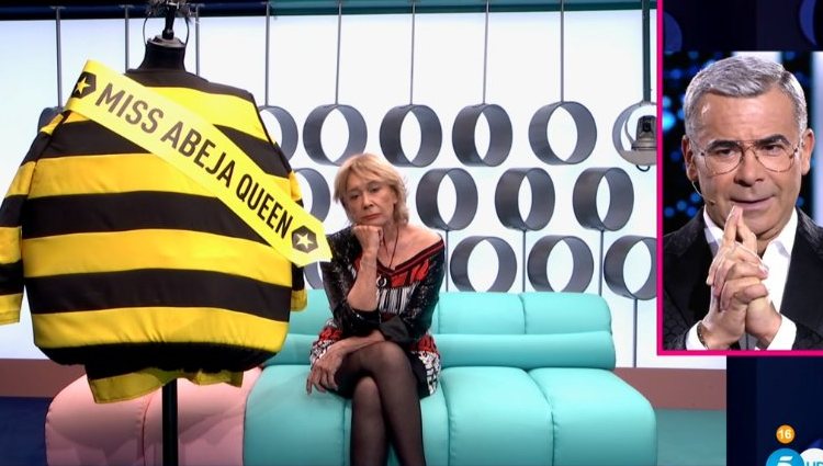 Mila Ximénez ante su disfraz de abeja | telecinco.es