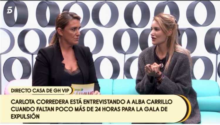 Alba Carrillo hablando con Carlota Corredera/foto:telecinco.es