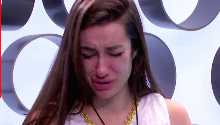 Adara, llorando desconsolada | Foto: telecinco.es