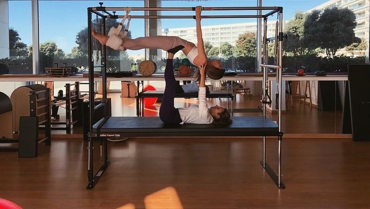 Sara carbonero haciendo pilates/ Foto: Instagram
