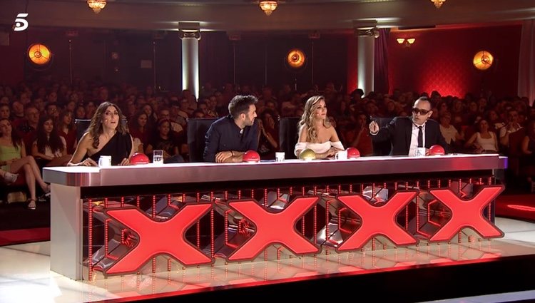 El jurado de 'Got Talent' después de la acatuación de Cuarto Creciente/Fuente:telecinco.es