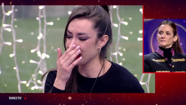 Adara llorando por su hijo en el debate de 'gh vip 7'/ Foto: Telecinco.es 