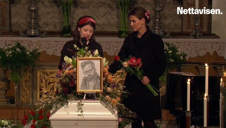 Maud Behn y Marta Luisa de Noruega durante </p><p>el funeral