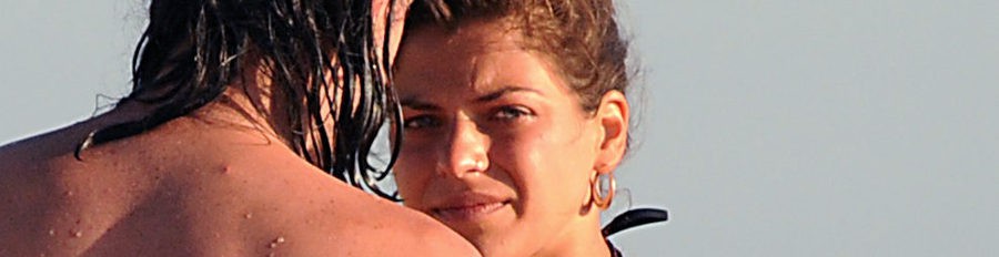 Thaïs Blume presume de cuerpo y de novio en las playas de Cádiz