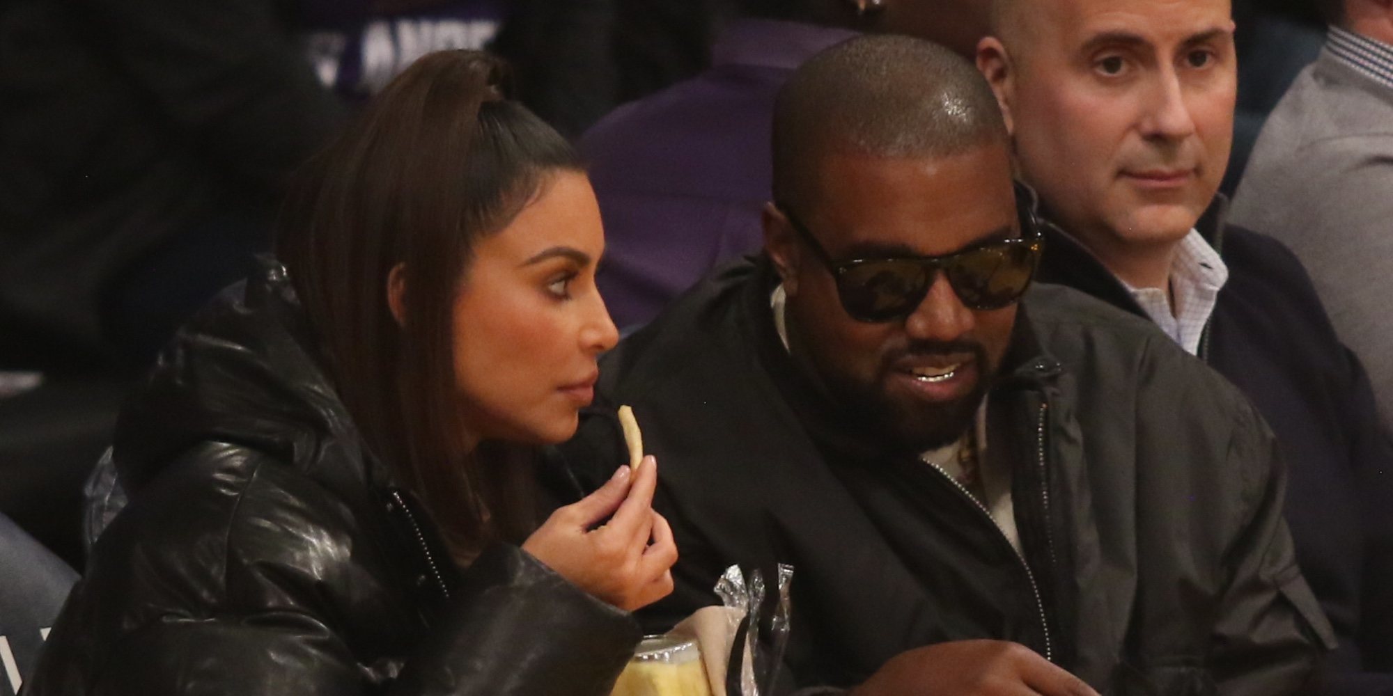 Kim Kardashian y Kanye West disfrutan de un partido de baloncesto de Tristan Thompson