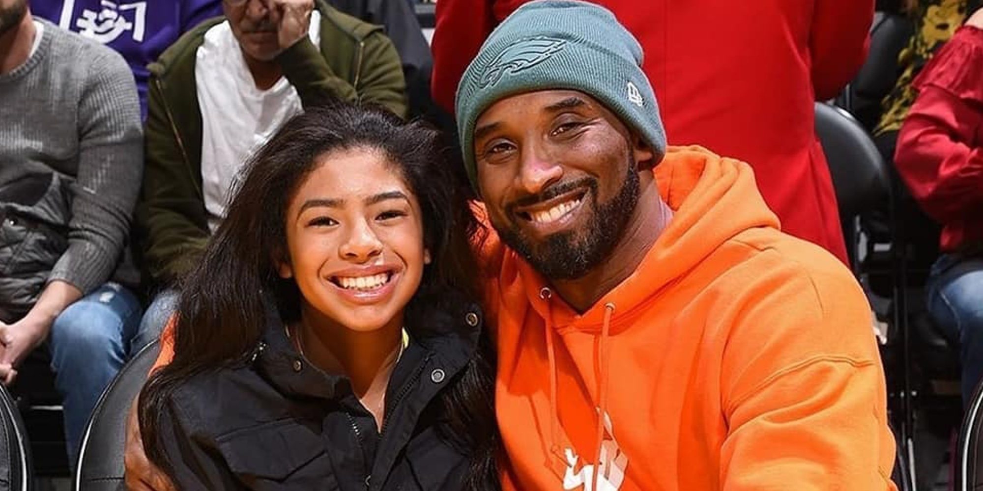 El homenaje de Usher y Los Angeles Lakers a Kobe Bryant y su hija Gianna en el Staples Center