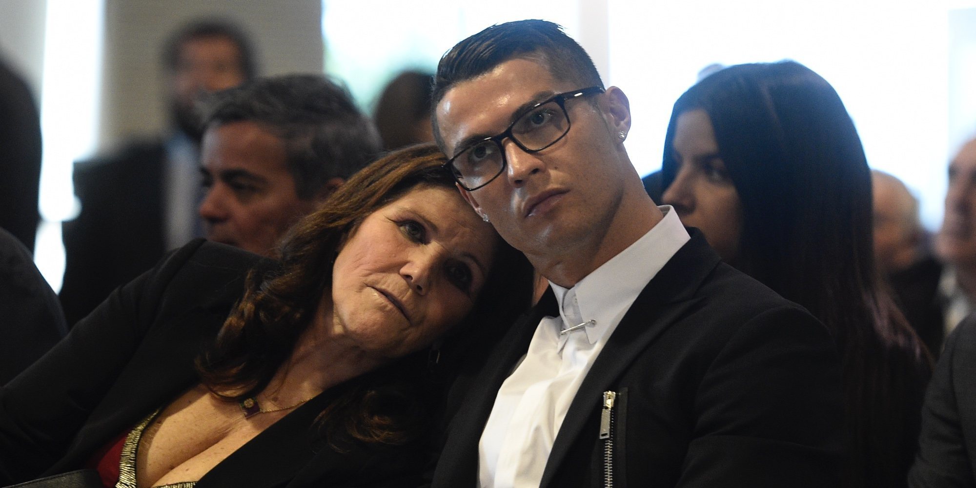 Primeras palabras de Cristiano Ronaldo después de que su madre sufriera un ictus: "Está actualmente estable"
