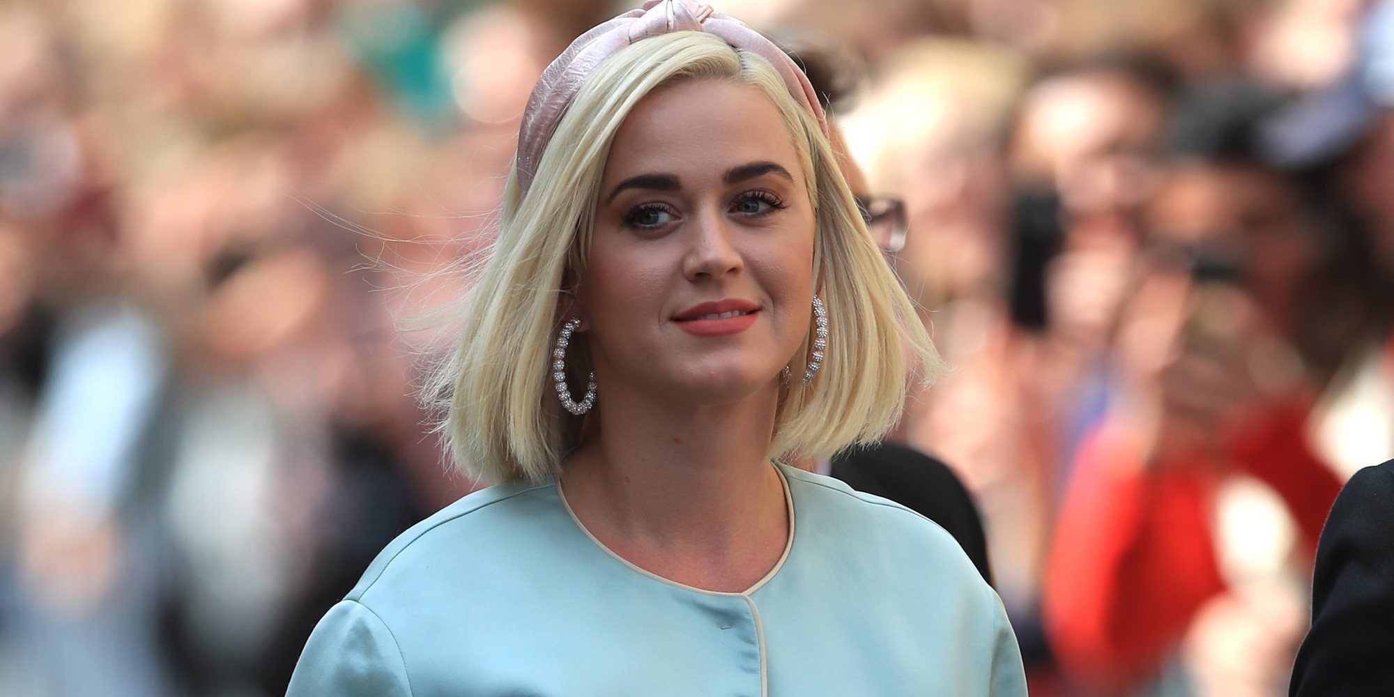 Katy Perry reaparece tras anunciar que está embarazada de su primer hijo