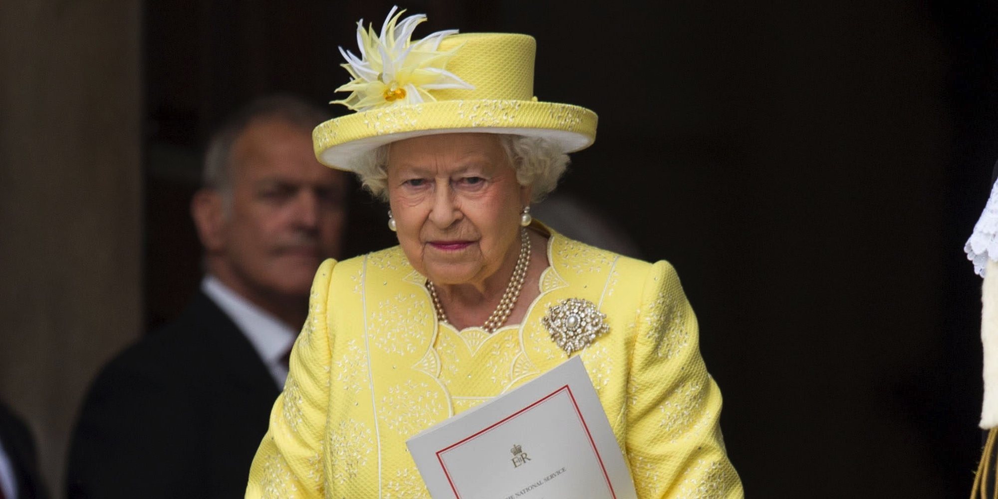 Un trabajador de la Reina Isabel en el Palacio de Buckingham da positivo por coronavirus