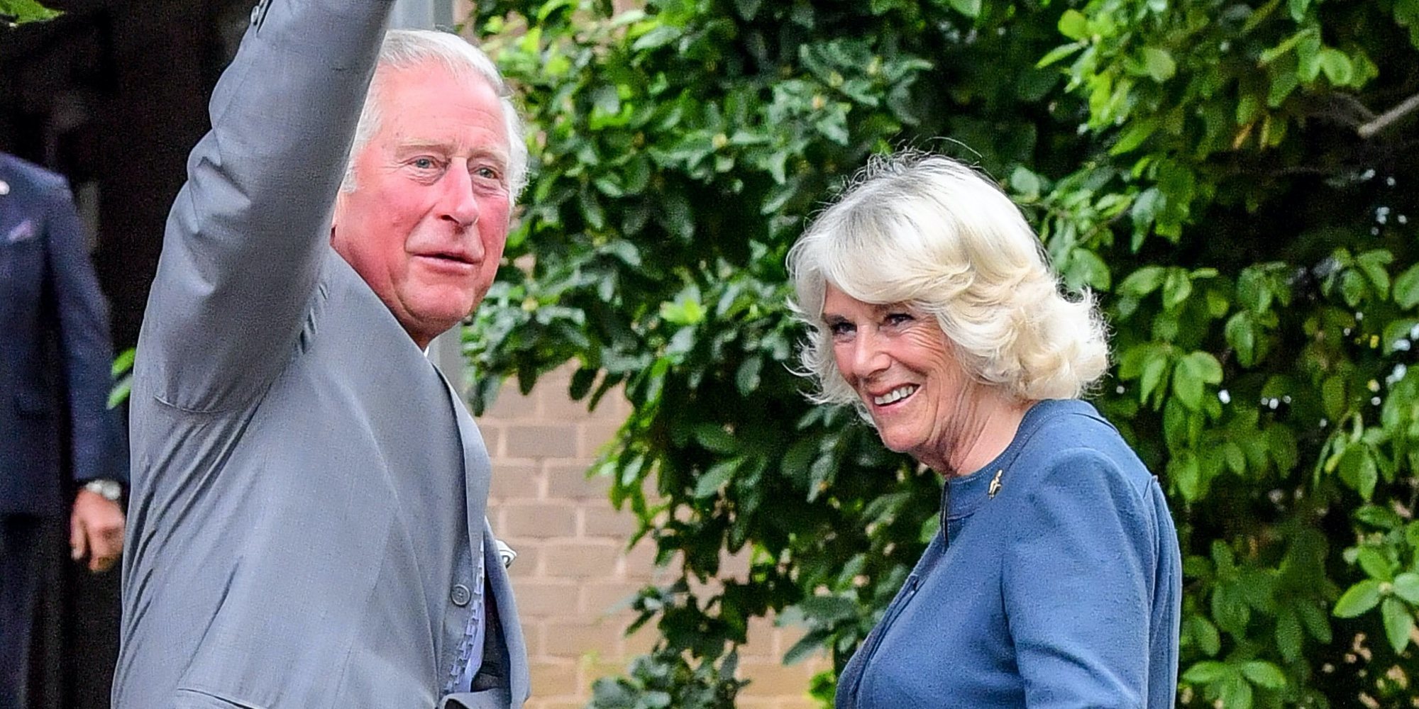 La felicidad del Príncipe Carlos y Camilla Parker, los primeros Windsor en retomar su agenda tras el confinamiento