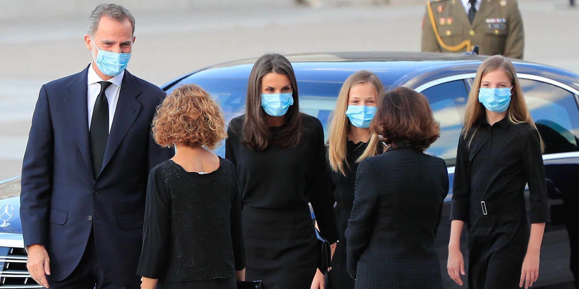 El curioso gesto de la Reina Letizia a Meritxell Batet en el funeral por las víctimas del coronavirus