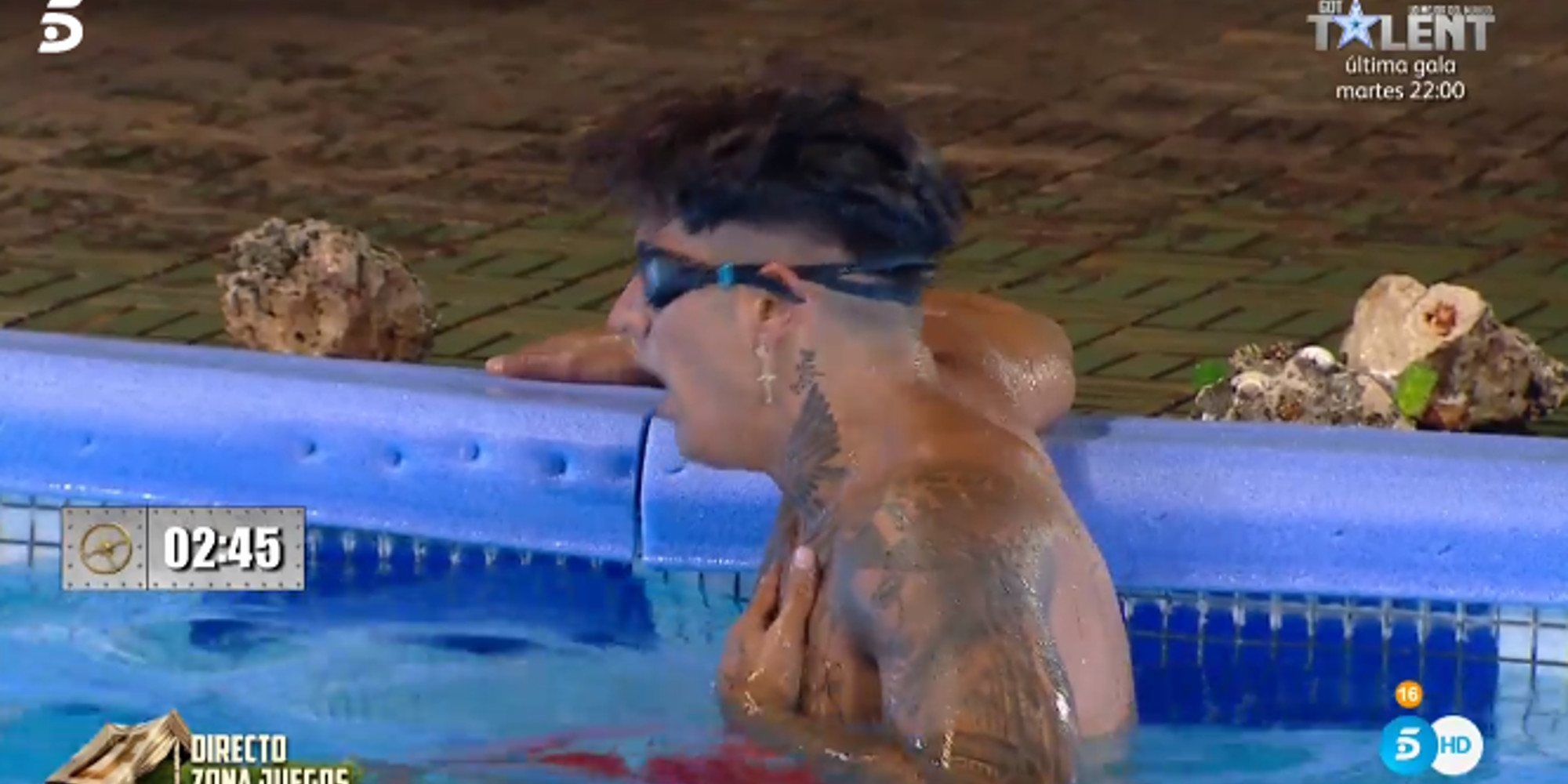 Ferre se queda sin aire en la piscina durante la última prueba de 'La casa fuerte'