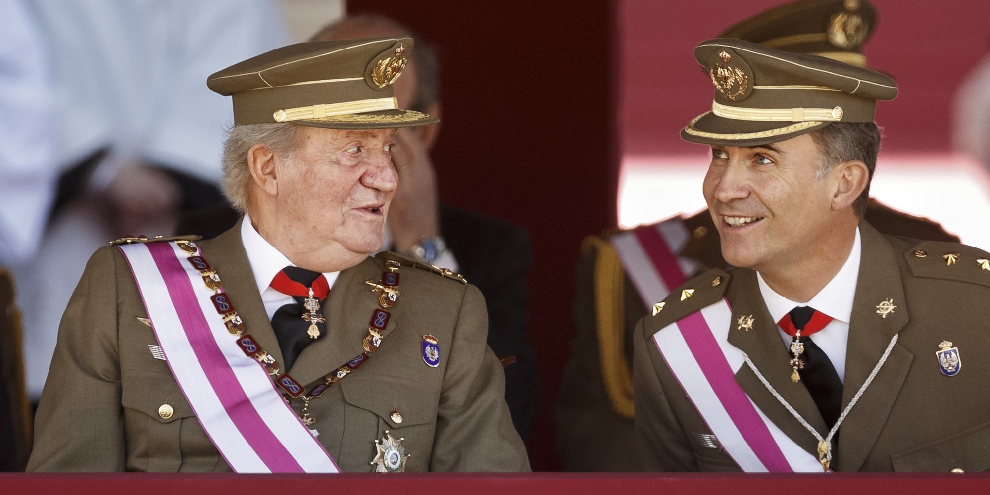 Los gestos del Rey Felipe con el Rey Juan Carlos que evidencia el comunicado en el que su padre anuncia su exilio