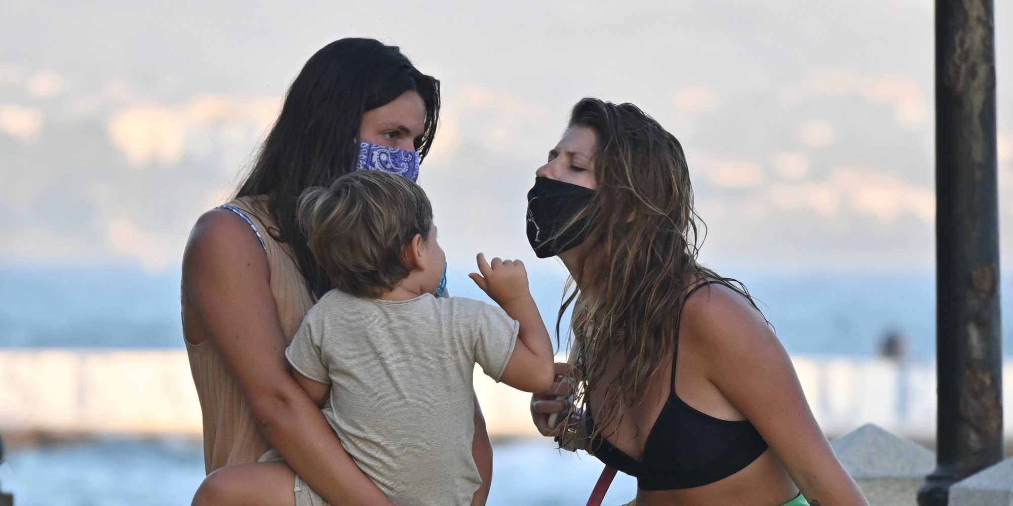Anita y Laura Matamoros con su hijo Matías continúan juntas sus vacaciones de verano en Marbella