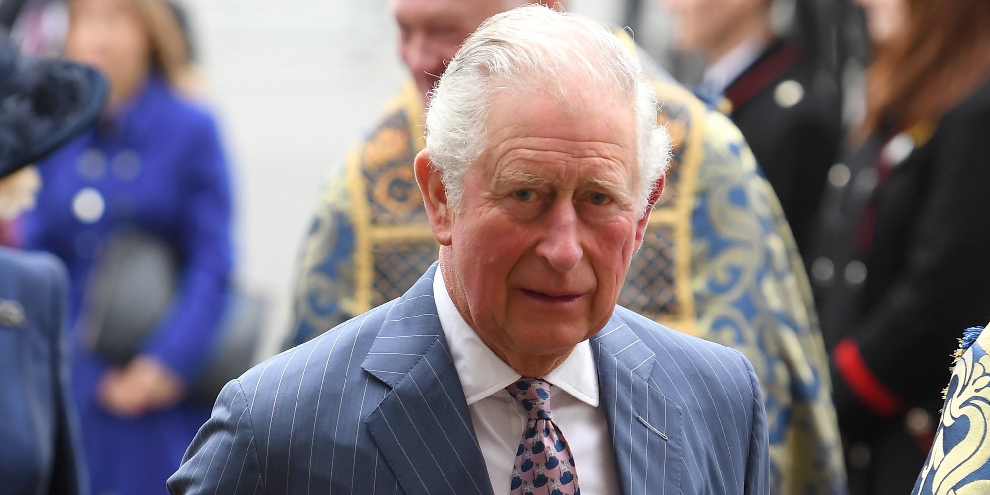 El enfado del Príncipe Carlos por las afirmaciones sobre cómo es su relación con el Príncipe Guillermo y el Príncipe Harry
