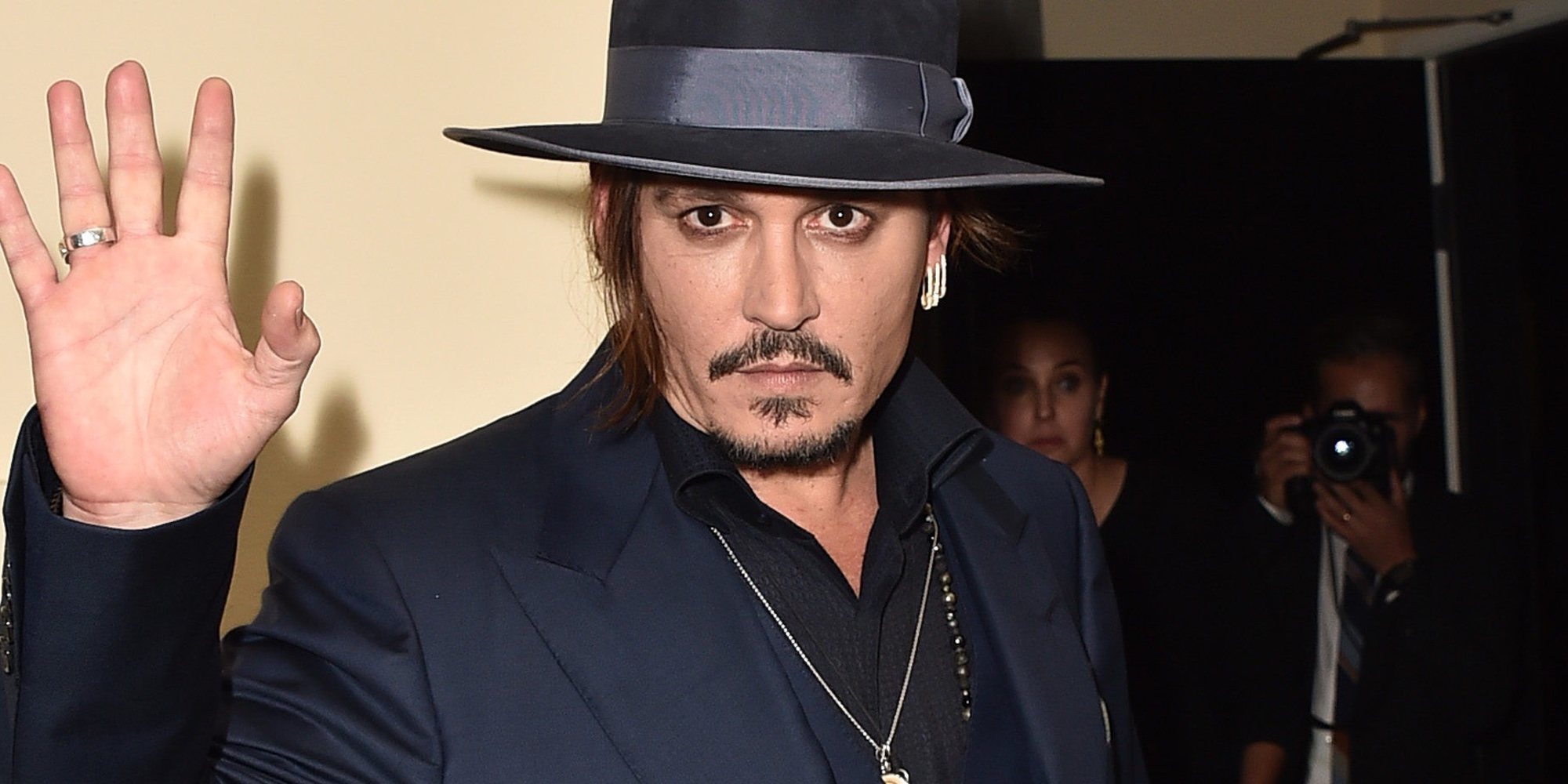 Johnny Depp ganará cerca de 10 millones de dólares por 'Animales Fantásticos 3' aunque le hayan echado