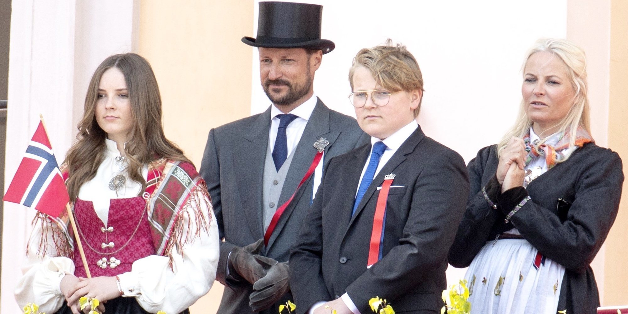 Del gesto de la Familia Real Noruega al posado navideño con mensaje de Félix y Claire de Luxemburgo con sus hijos