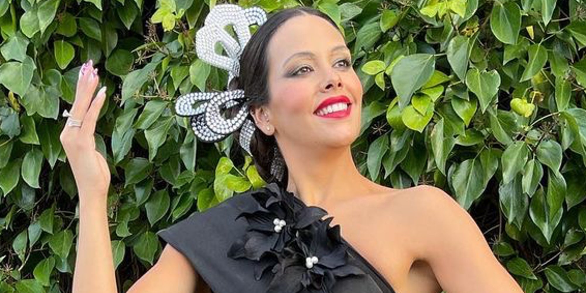 Cristina Pedroche rinde homenaje a Isabel Pantoja disfrazándose de ella en el Carnaval 2021