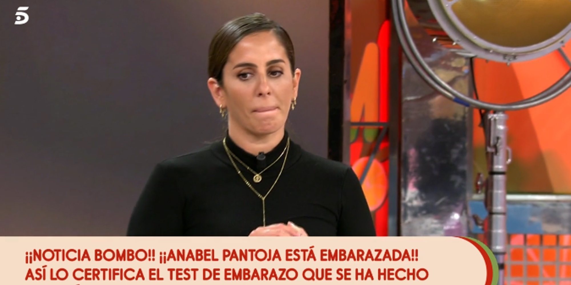 Anabel Pantoja se hace un test de embarazo en directo en 'Sálvame' y da positivo