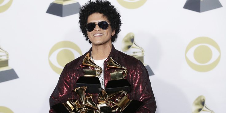 Bruno Mars pide actuar en los Grammy 2021 tras su vuelta a la música después de seis años