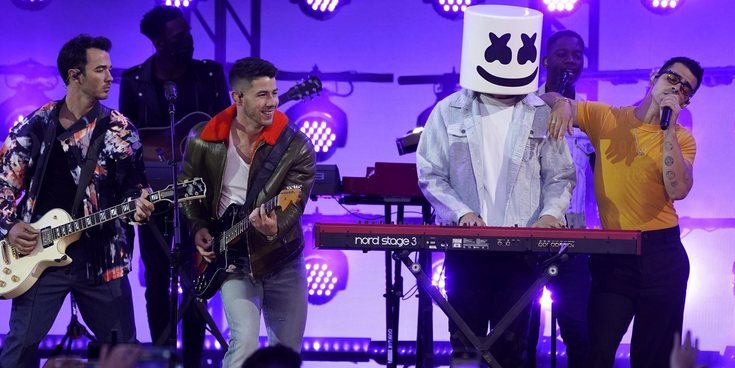 Las grandes actuaciones de los Billboard Music Awards 2021: los Jonas Brothers, el gran broche final