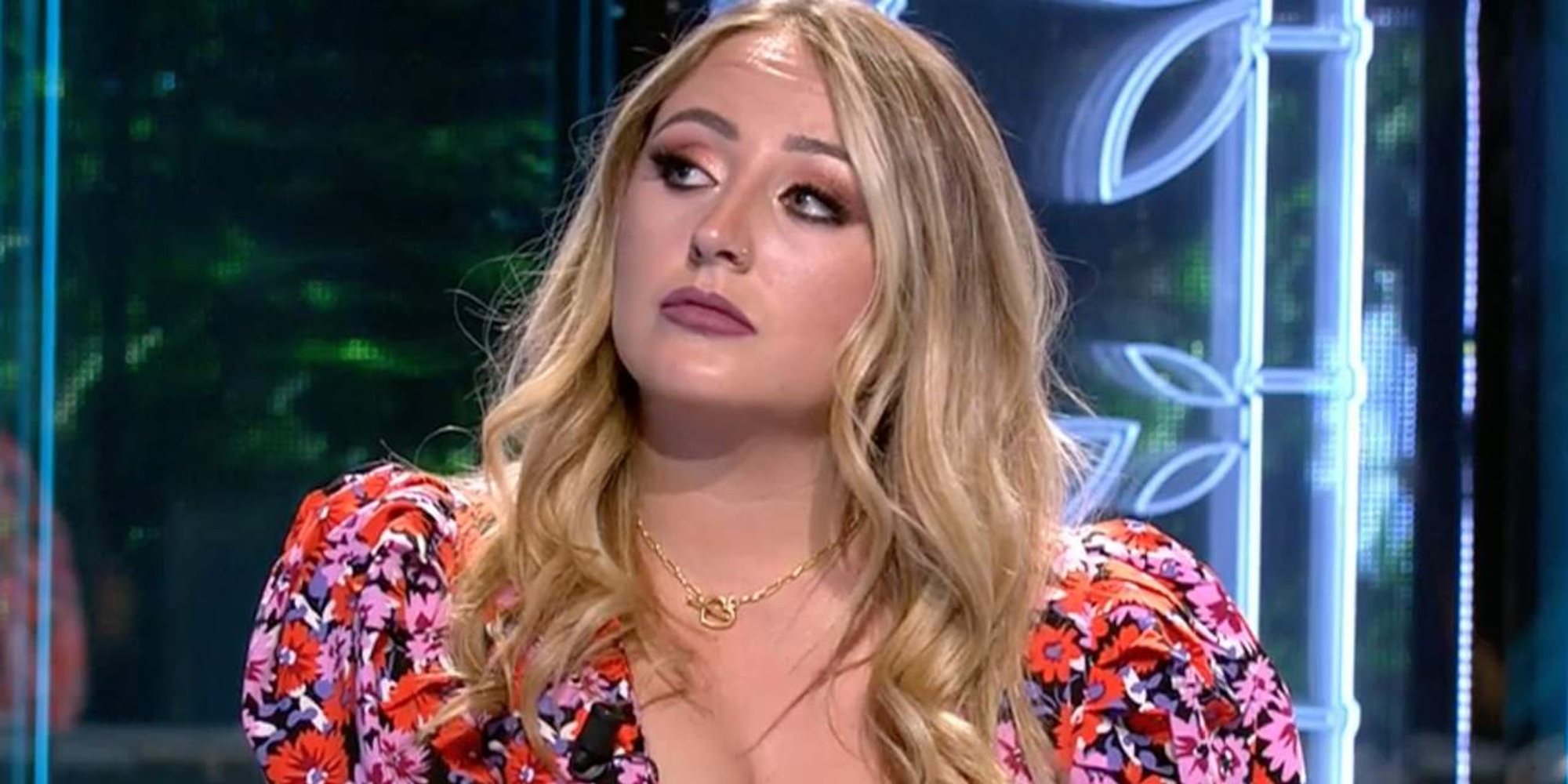 Rocío Flores "llamó llorando" a gente de Telecinco negando la paliza a Rocío Carrasco tras su docu-serie