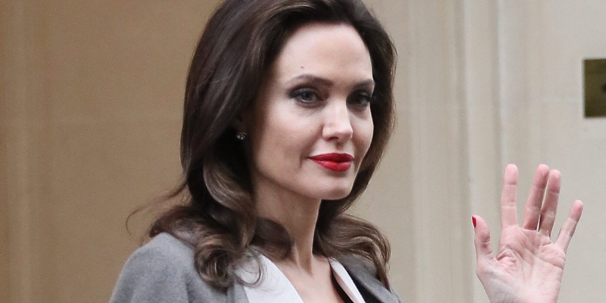 Angelina Jolie dice que tres de sus hijos quisieron testificar contra Brad Pitt