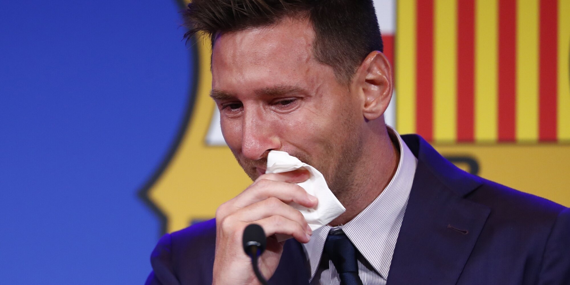 Leo Messi, arropado por Antonella Roccuzzo y sus hijos en su emocionante despedida del Barça