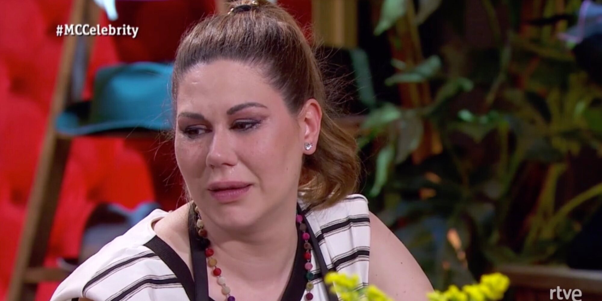Tamara, primera expulsada de 'Masterchef Celebrity' entre lágrimas por su mala situación económica