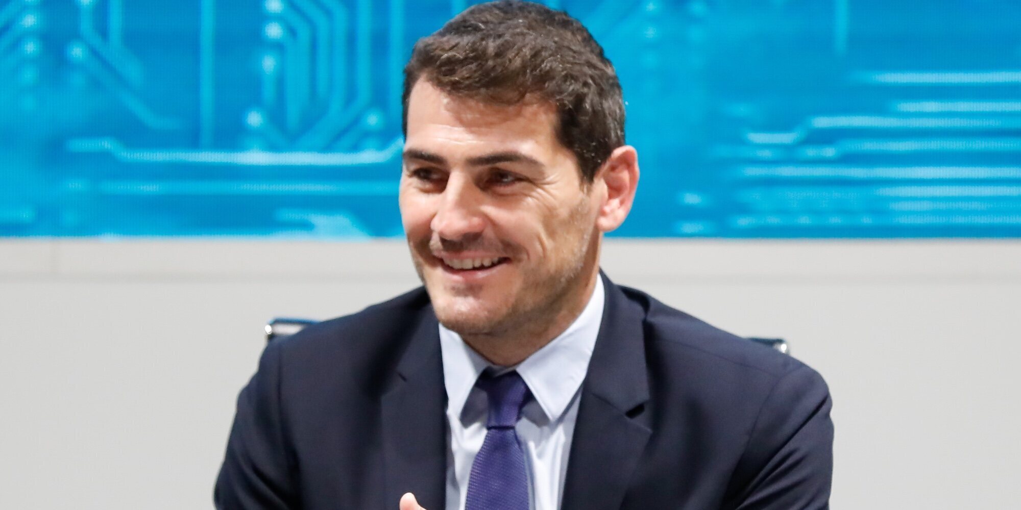 Iker Casillas 'ficha' por la Guardia Civil para apoyar al talento joven