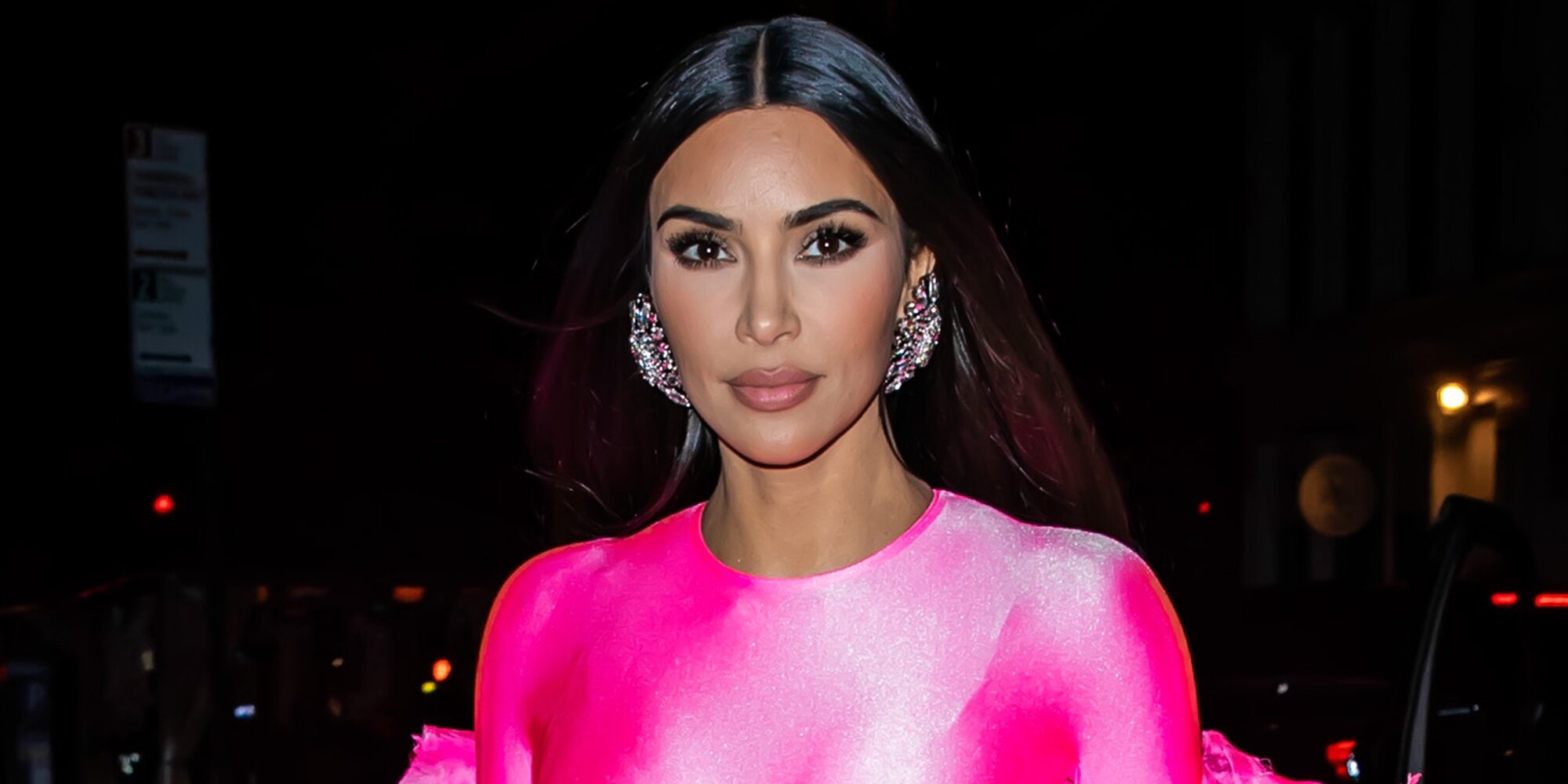 Kim Kardashian sorprende con su monólogo debut en 'Saturday Night Live': "Lo sé, a mí también me sorprende verme aquí"