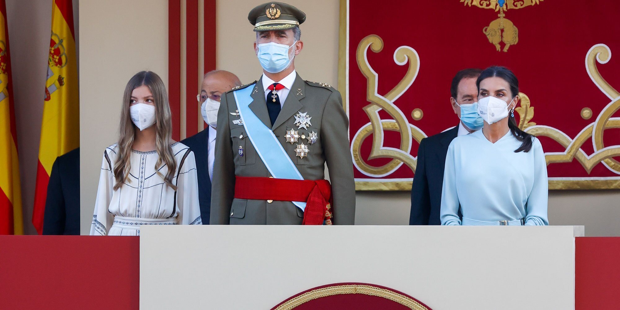 Los Reyes Felipe y Letizia y la Infanta Sofía en la Hispanidad 2021: gran ausencia, complicidad y un detalle