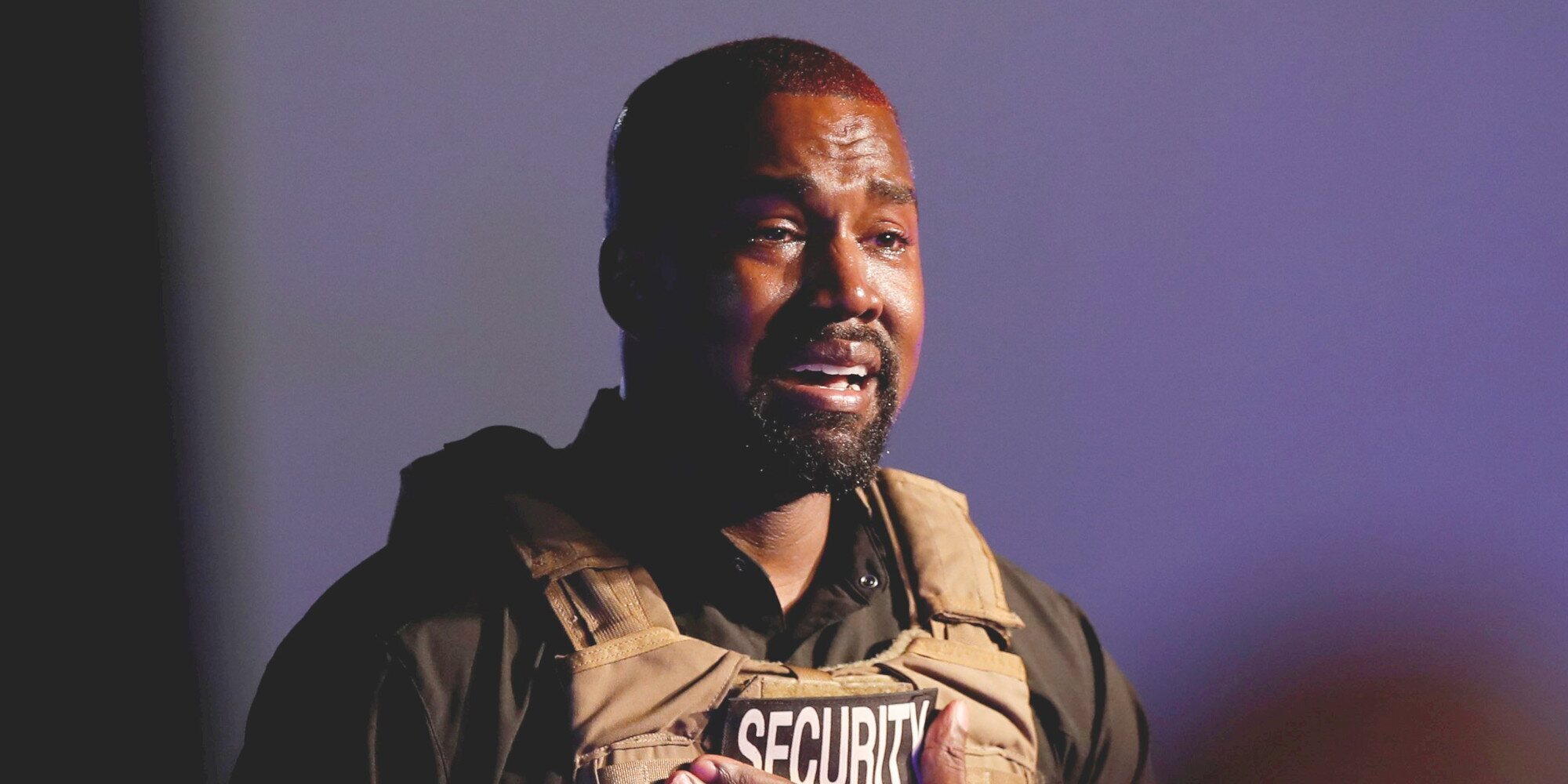 Kanye West, acusado de golpear a un fan que le pidió un autógrafo
